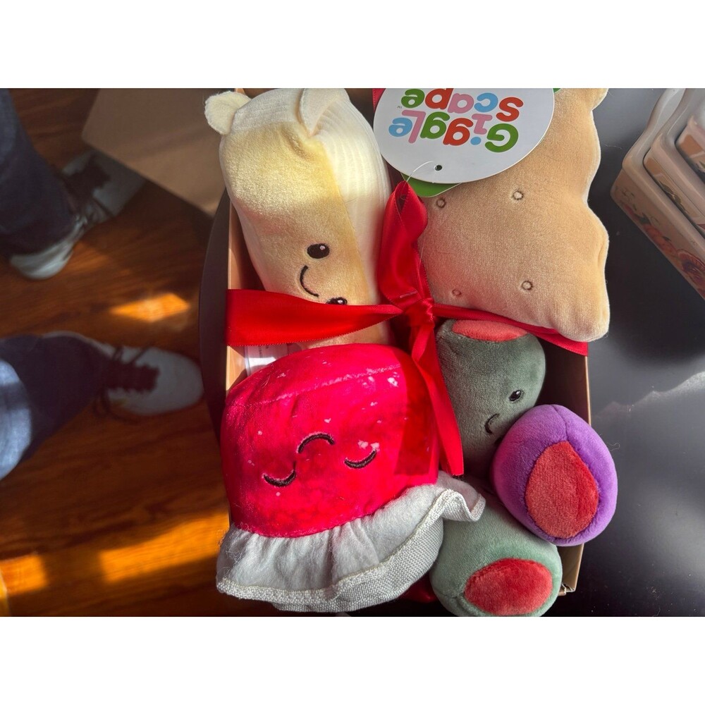 Plush Gigglescapes